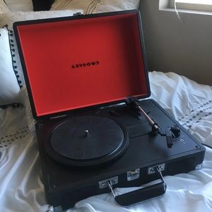 Cute record player!
